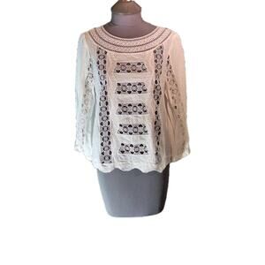 white house black market Size 10 White Long Sleeve Lace Pullover Top